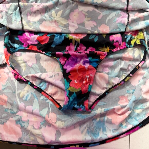 Swim Solutions Plus Floral V-Neck Swimdress Bust Support Tummy Control 18W NWT - Picture 8 of 14